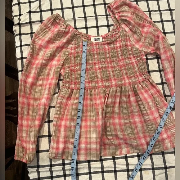 Tommy Hilfiger Women’s Peplum Blouse - Picture 7 of 9